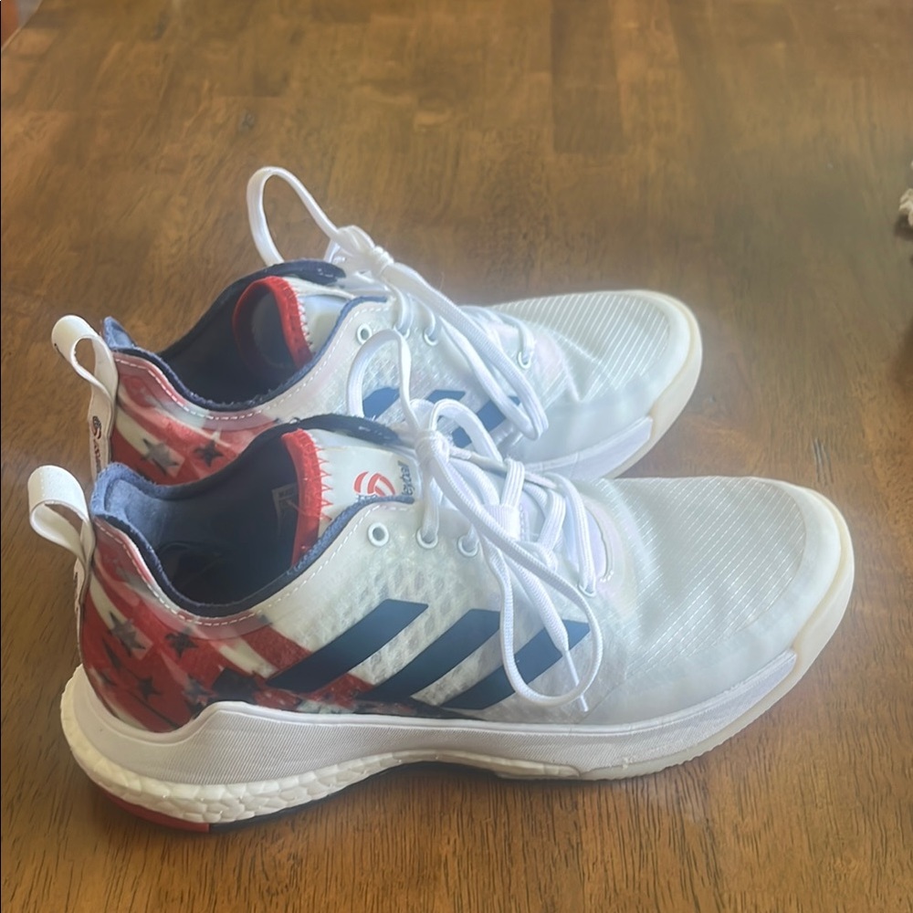 Adidas USA Volleyball Shoes Size: 7.5
